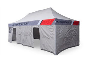 TENTino SET - Nůžkový párty stan 4x8 m EXTRA HIGH ROOF s jednostranným potiskem Typ konstrukce: BIG HEXAGON S VYŠŠÍ ŠPICÍ